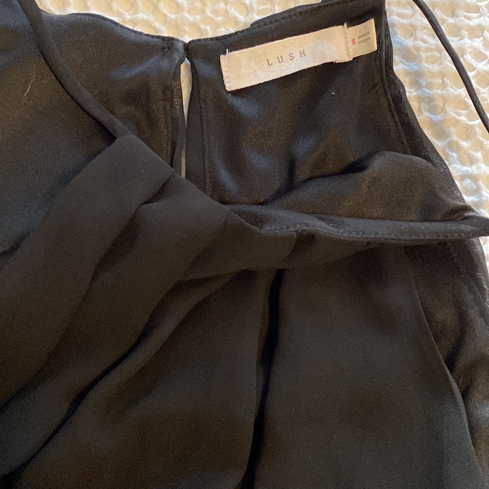 Black Dress - Picture 2 of 3